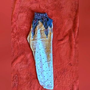 🎉🎉CLOSET CLEAN OUT🎉🎉Boho pants